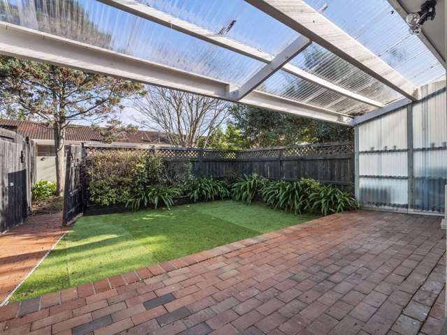 4/45 Abbotts Way Remuera_1