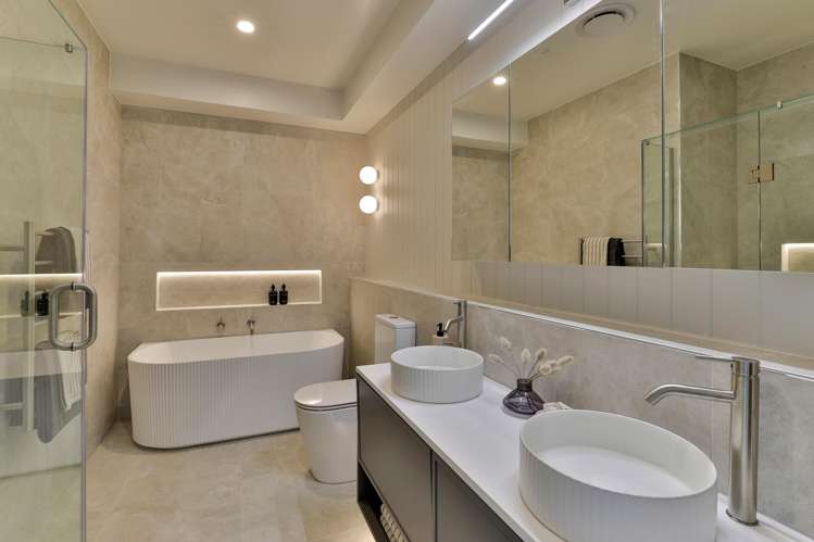 200 Landmark Terrace Orewa_14