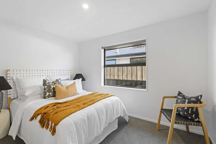 42 Finstock Way 11103_12