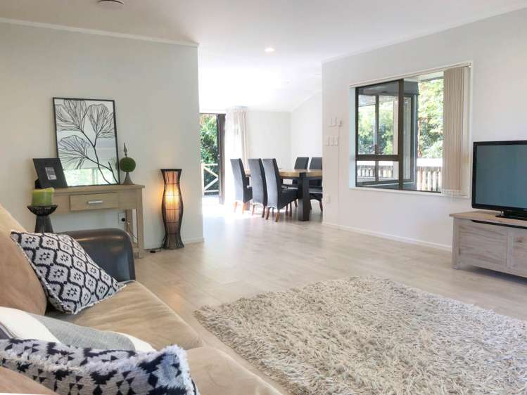 65 Saint Annes Crescent Wattle Downs_5