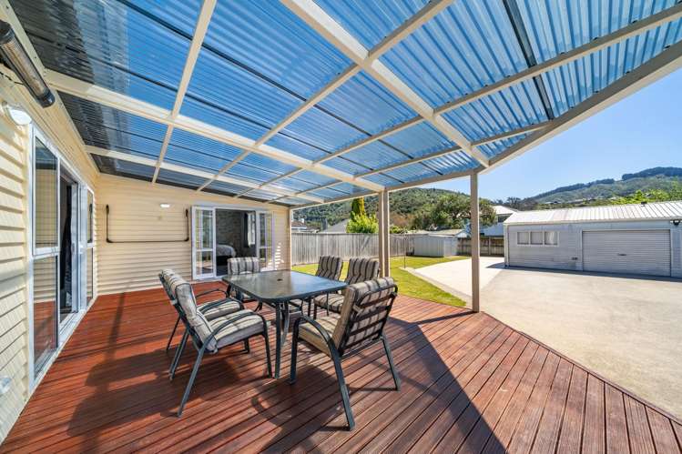 84 Shakespeare Avenue Trentham_11