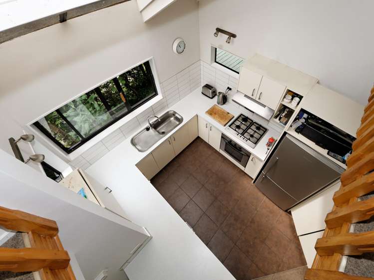 5 Woontons Lane Titirangi_16