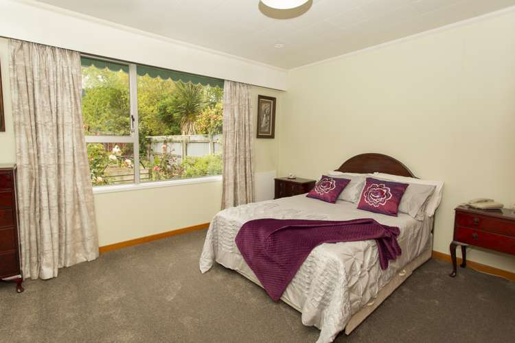 12 Queens Drive Allenton_11