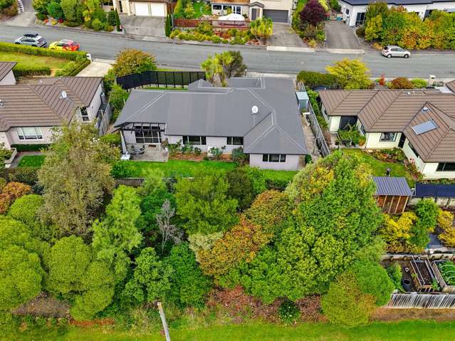 Garden-Focused Living in Stoke