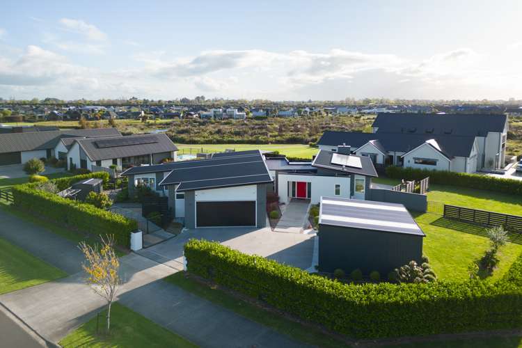 14 Baxter Michael Crescent Cambridge_25