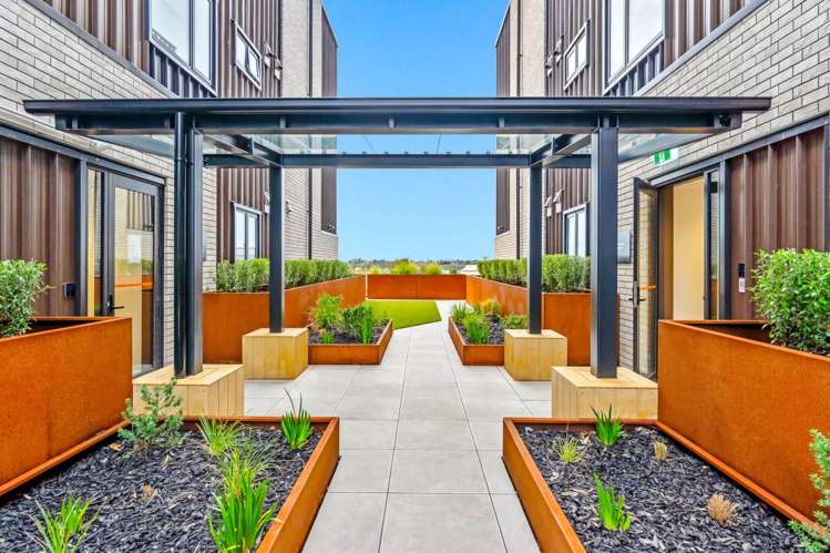 211/8 Meadowbank Road Meadowbank_18