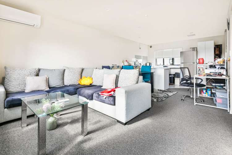 7/12 Ambrico Place New Lynn_5