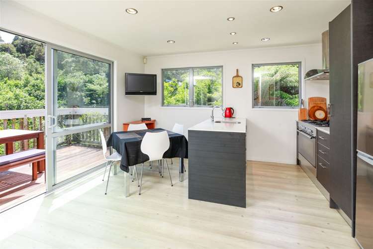 8b Valder Place Waiomu_6