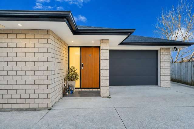 69a Solar Road Glen Eden_2
