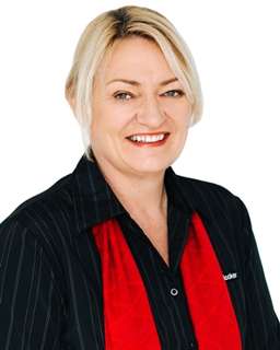 Shelley Robertson