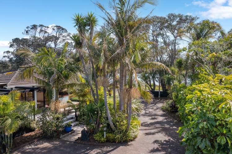 27 Riverside Drive Point Wells_21