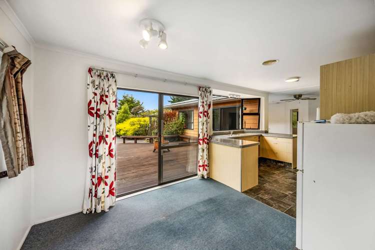 112 Parkers Road Carterton_3