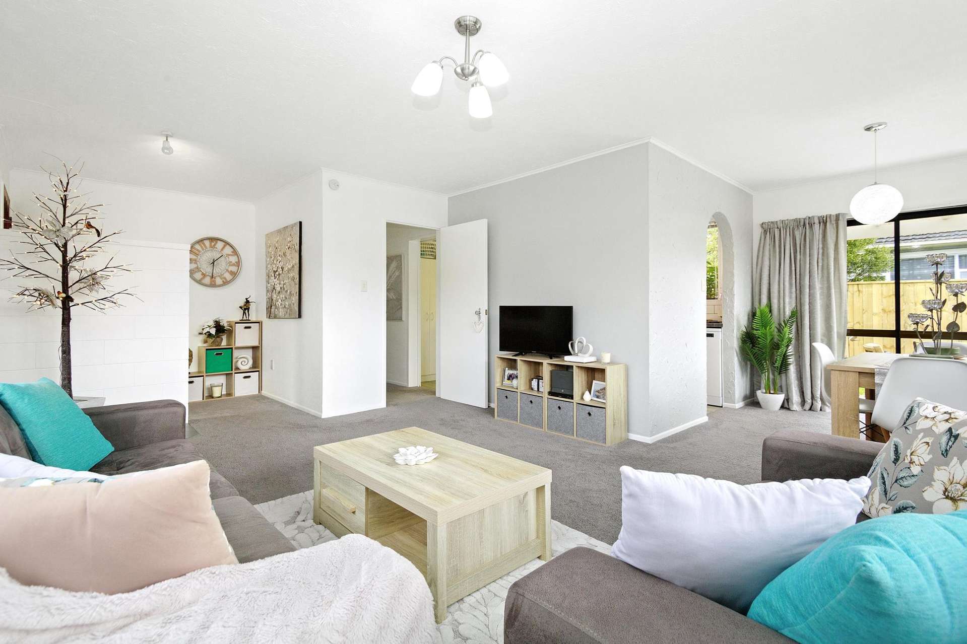 2/16 Montgomery Street Stokes Valley_0