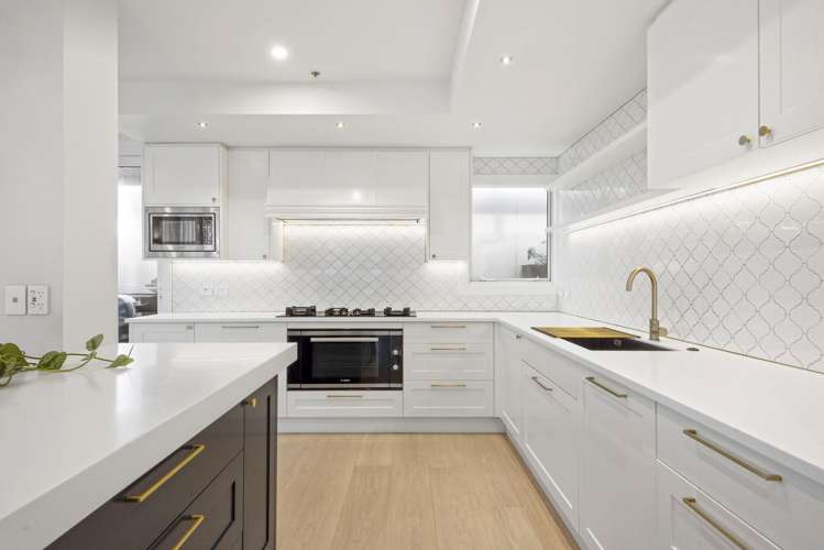 801/105 Queen Street_4