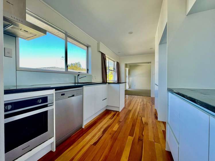 32 Walworth Avenue Pakuranga Heights_9