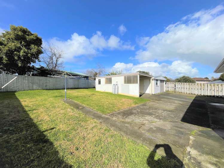 19 Heybridge Street Manurewa_13