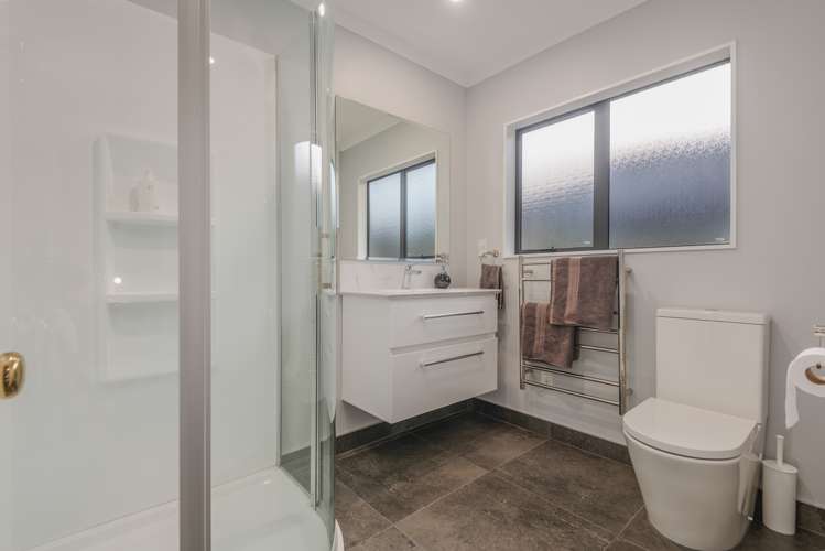 11 Colorado Crescent Milson_7