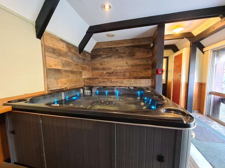 Address withheld Franz Josef_10