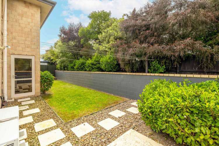 6 Titirangi Crescent Parklands_17