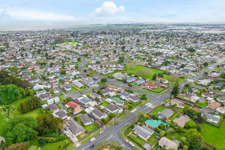 22 Rowandale Avenue Manurewa_21