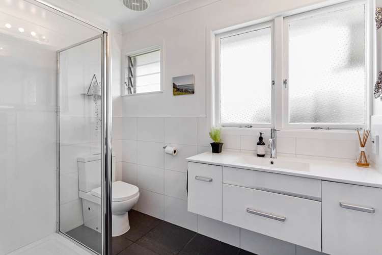 2/9 Anthony Place Pakuranga_21