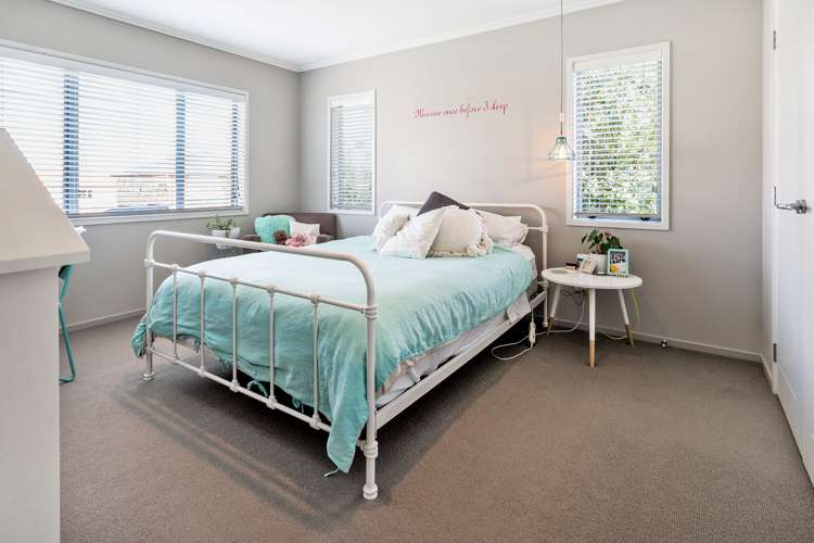 27 Kestev Drive Flat Bush_16