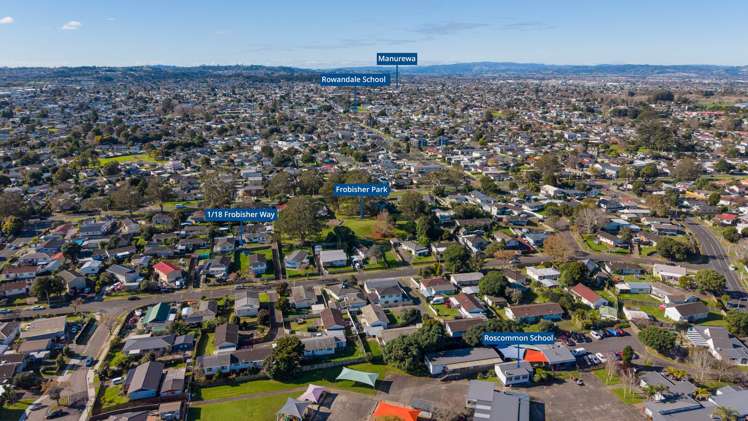 1/18 Frobisher Way Clendon Park_6