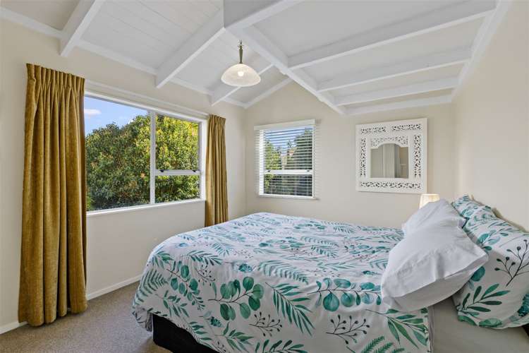 673 East Coast Road Browns Bay_22