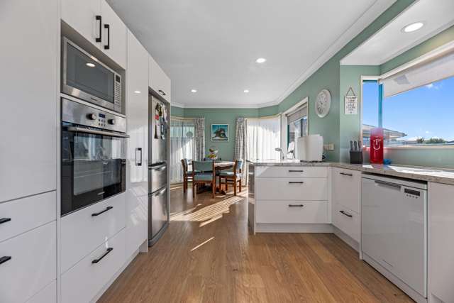 5 Azalea Dell Mount Maunganui_4