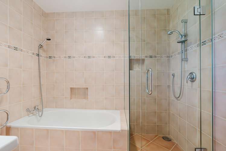 14 Clements Crescent Queenwood_13