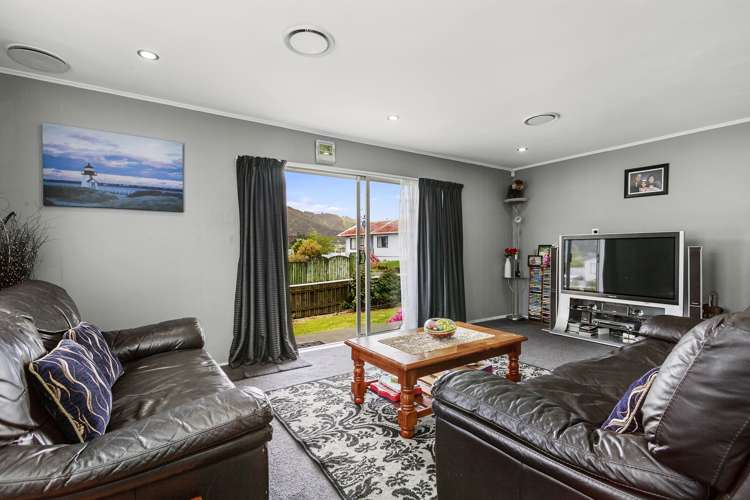 2 Naseby Grove Wainuiomata_5
