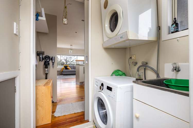 11 Cowling Road Hurdon_19