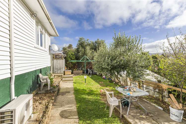 57 Leicester Street Cannons Creek_5