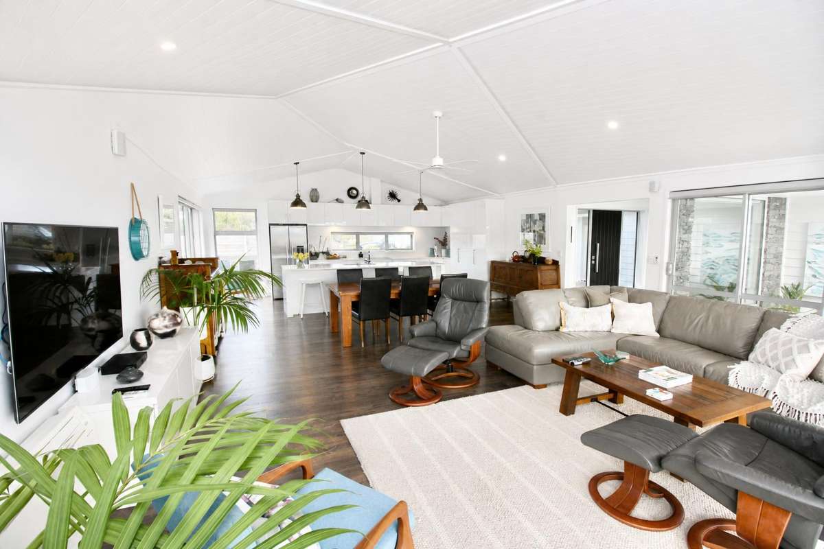 69 Leeward Drive_4
