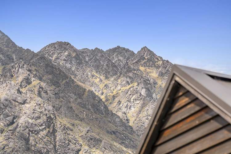 2 Mckenzies Shute Jacks Point_9