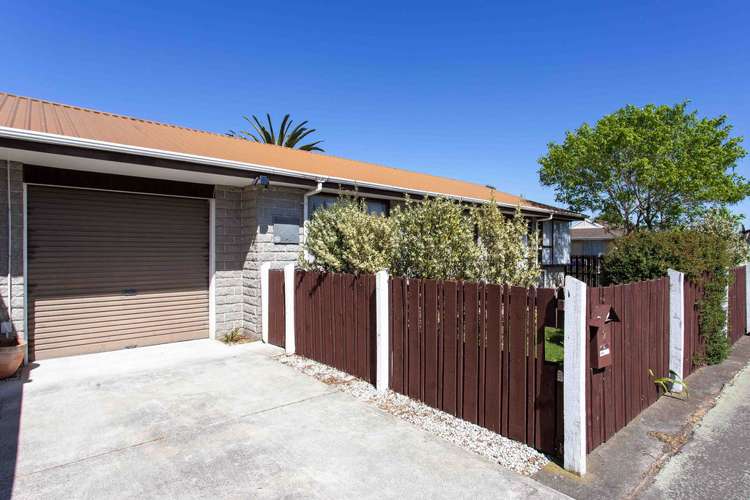 1/2 Takapu Place Bromley_16