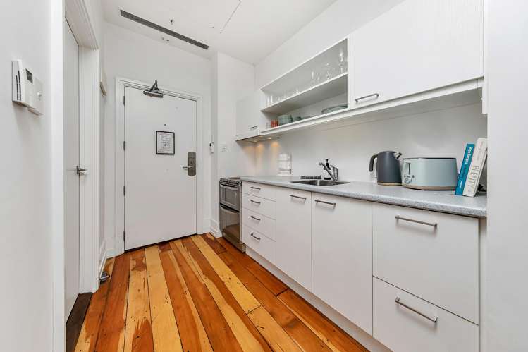 417/35 Hobson Auckland Central_7