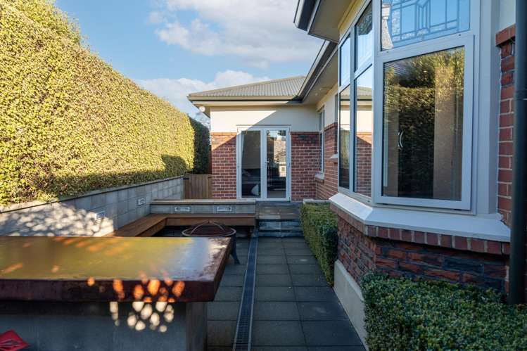 15 George Street Windsor_25