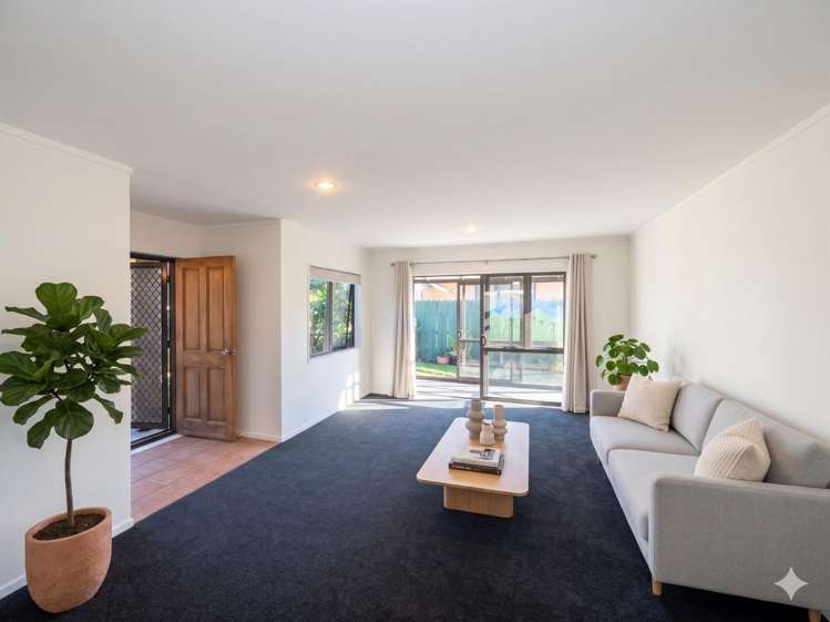 109 Pooks Road Ranui_1