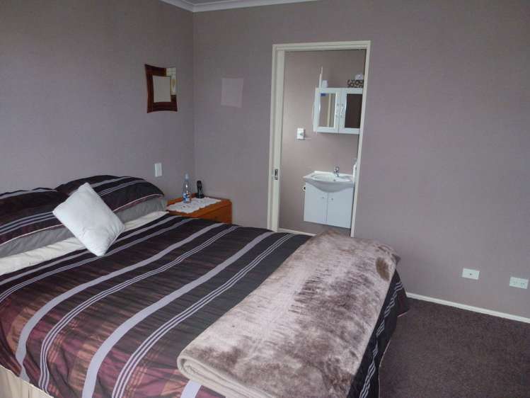 3 Larch Crescent Alexandra_9