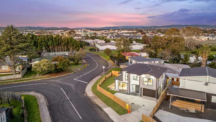 73A Holmes Road_1