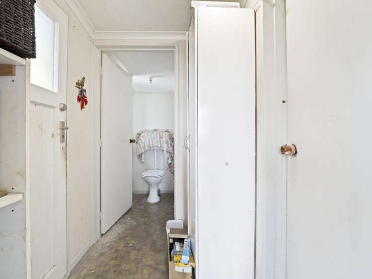 7 Owen Street Green Island_18