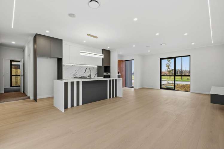50 Whangamaire Rise_2