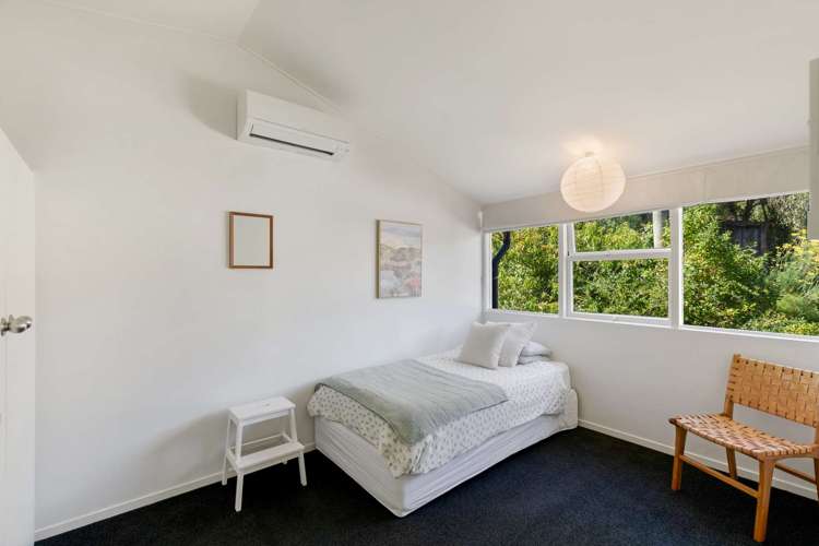 6/7 Don Croot Street Morningside_11