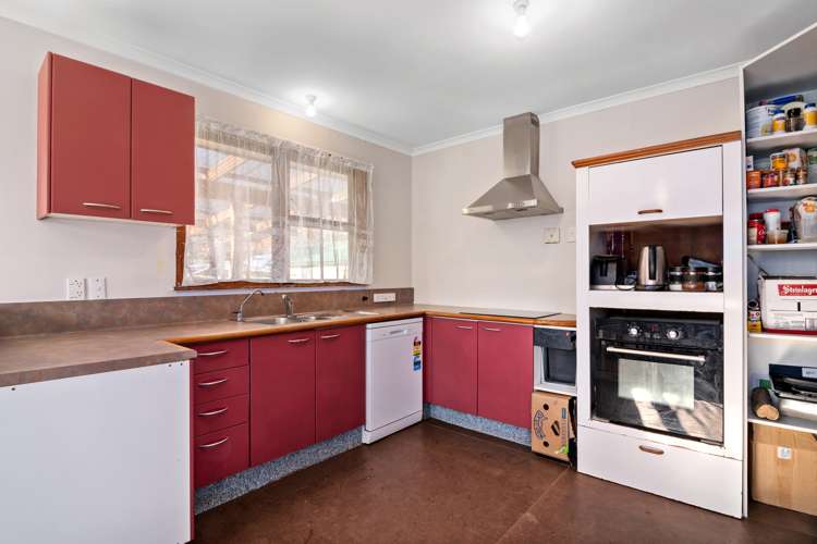 16 Kowhai Street Tapawera_12