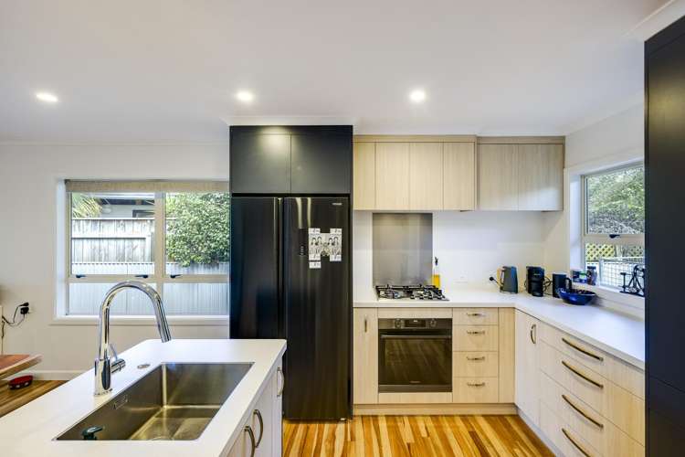 14 Veronica Avenue Marewa_8