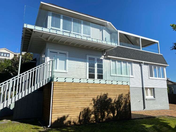 17 Eastcliffe Road_0