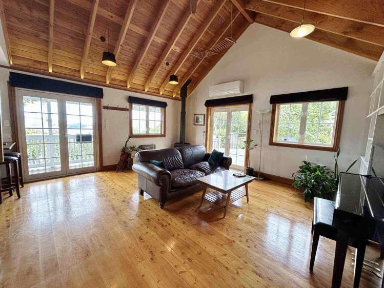 33 Cornwall Road Lyttelton_6