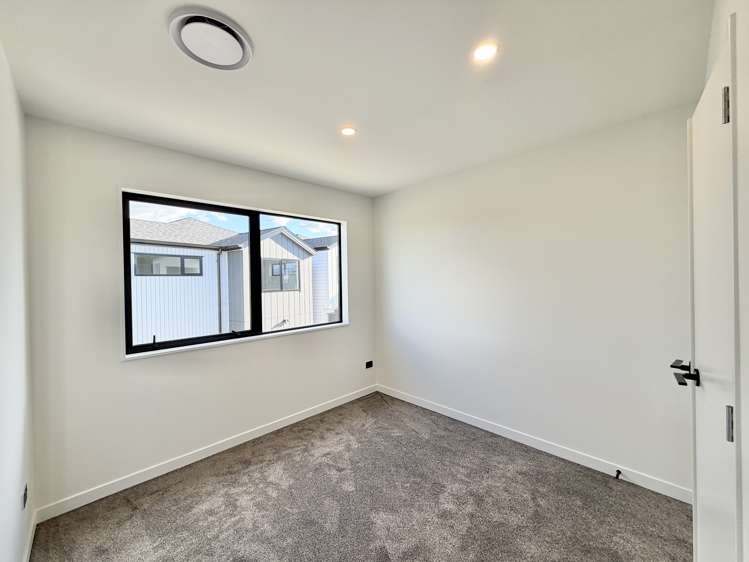 1/73 Te Taruna Drive Milldale_13