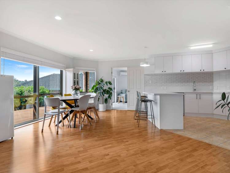 9 Fleetwood Drive Henderson_10